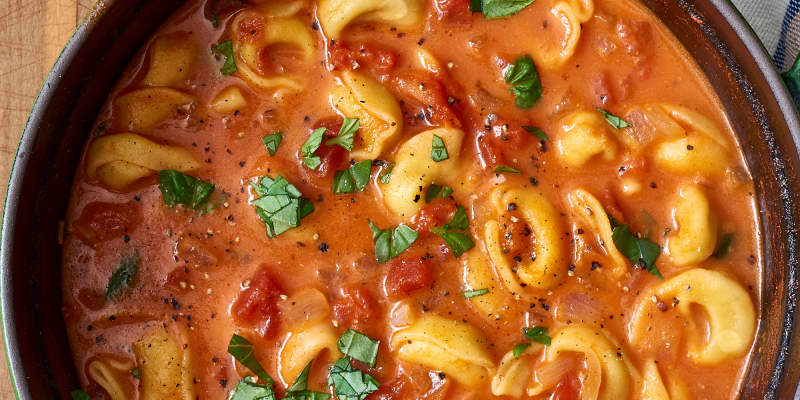 creamy tortellini tomato soup